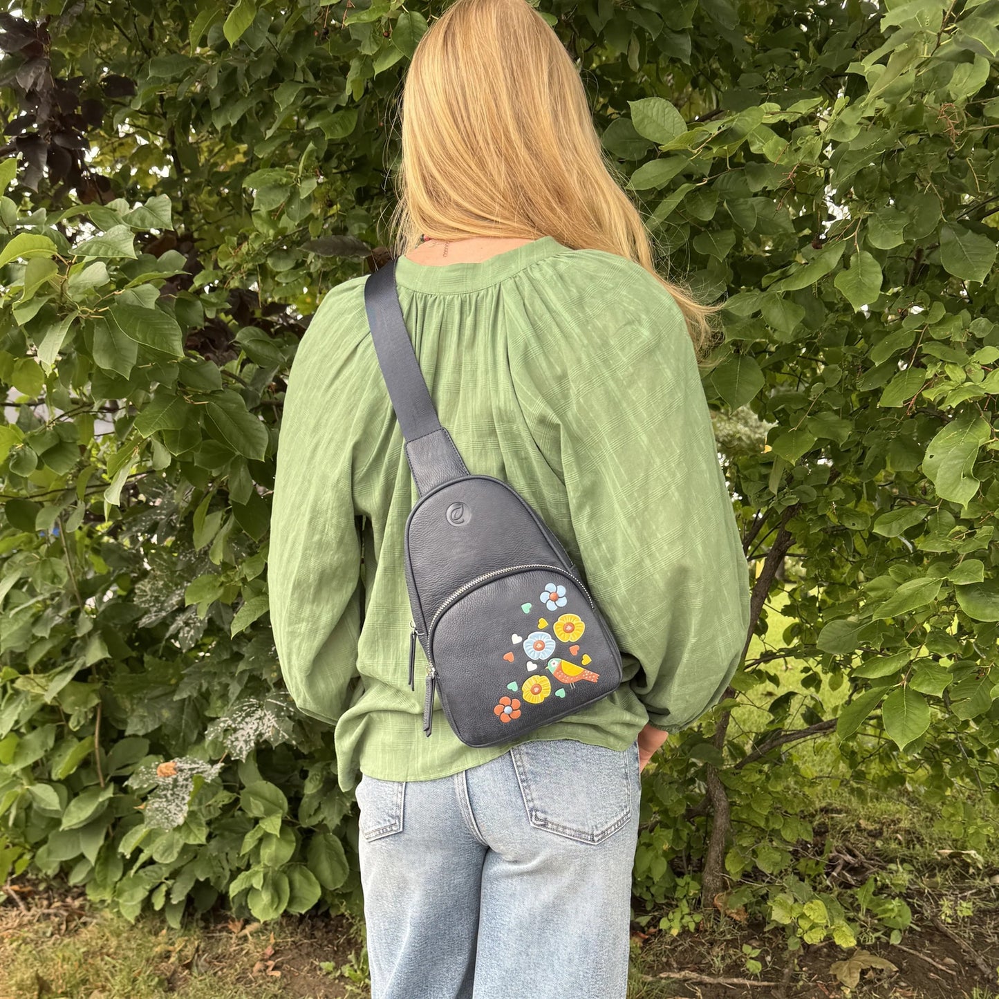 Jay Sling Bag - Grey