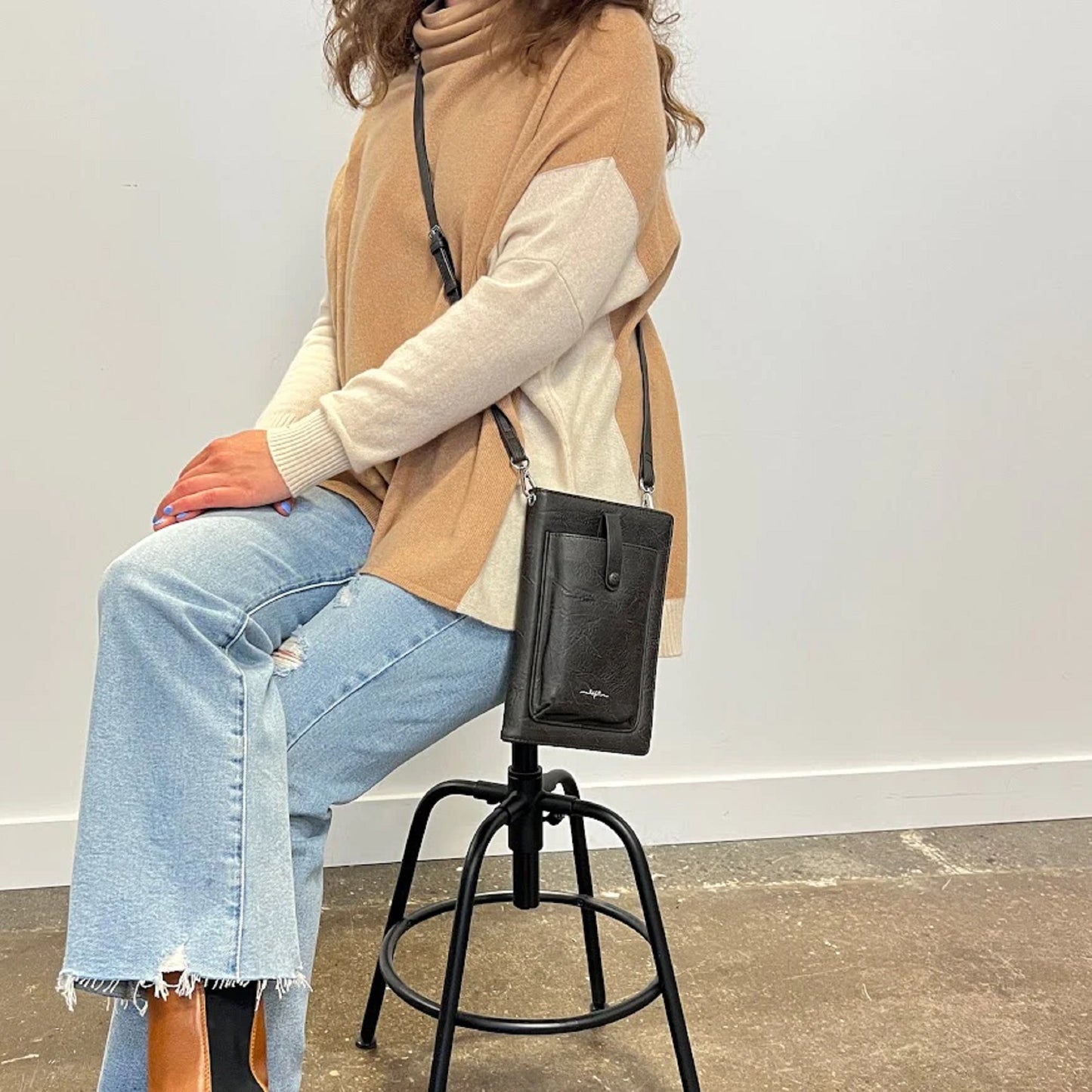 Pastel iSmart Purse - Grey