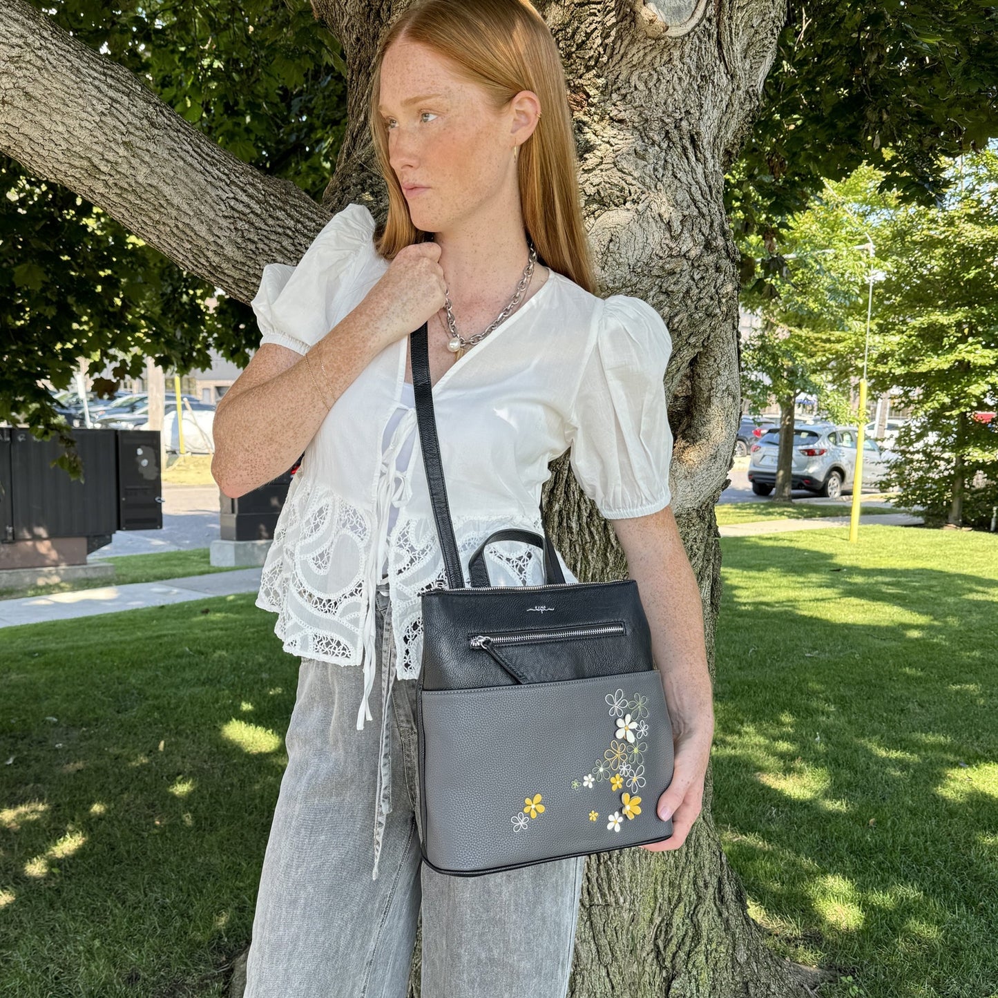 Daisy Backpack - Grey