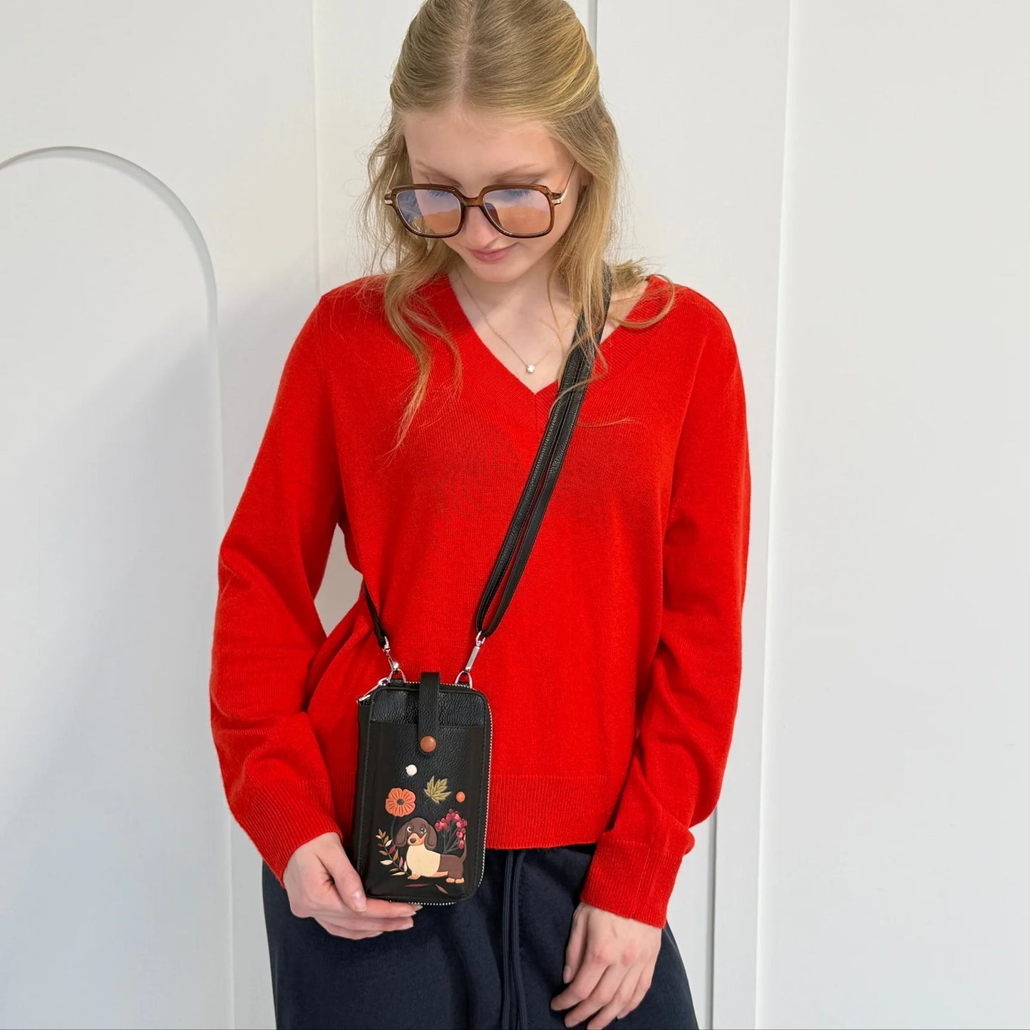 Heidi Smartphone Pouch - Black