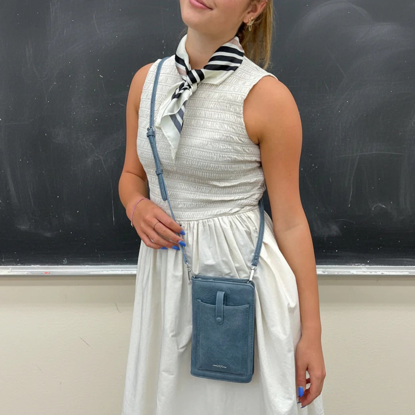 Pastel iSmart Purse - Ocean Blue